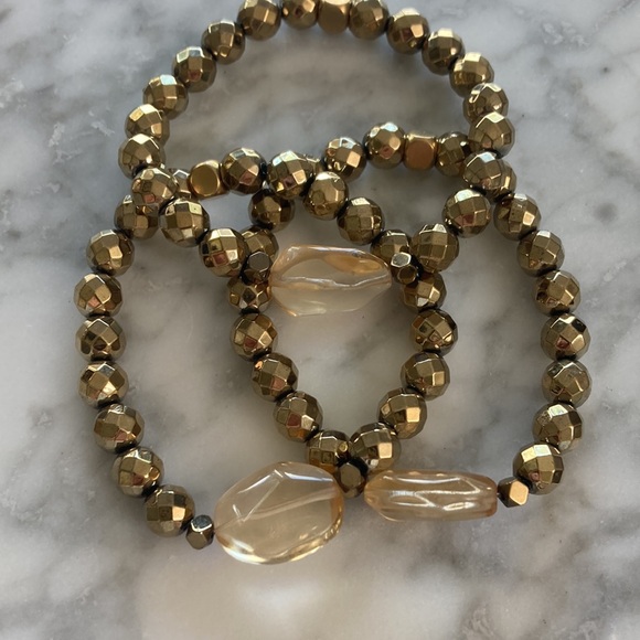 Hemitate and lemon quartz center stone Bracelet - Picture 3 of 3